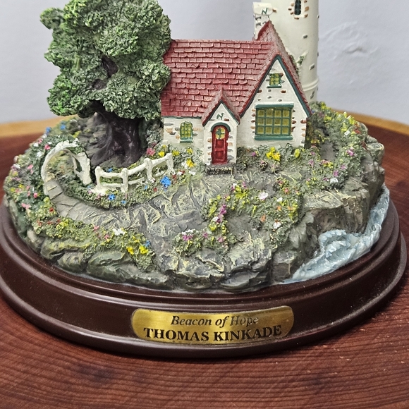 1999 Thomas Kinkade "Beacon of Hope" Seaside Memories Lighted Lighthouse Figure - Picture 2 of 9
